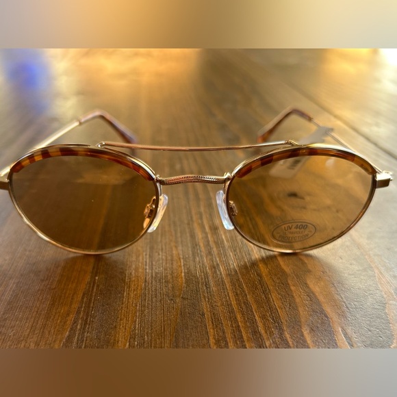 Free People Accessories - Free People Brown and Gold Sunglasses